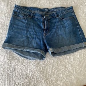 Gap Boyfriend Jean Shorts